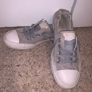 Women’s Size 7 grey converse slip on shoes